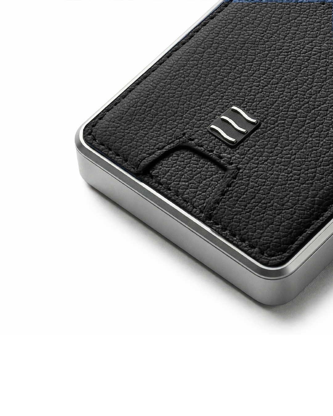 Venice Wallet & Tracking Card